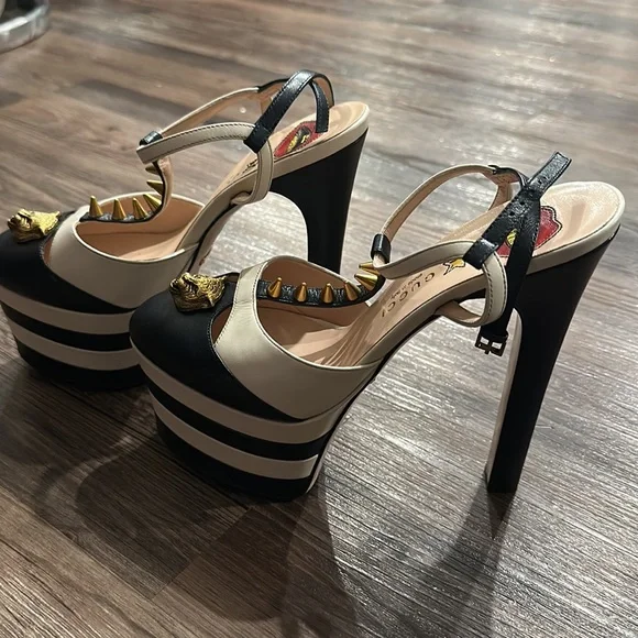 COPY - Gucci Platform Heels - Picture 2 of 6